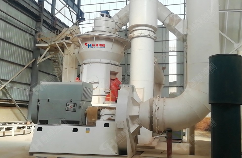 鋁礬土立式磨客戶案例:山西某鋁業(yè)公司采購hlm1700鋁礬土立磨車間圖片