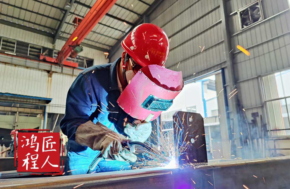 【鴻程匠人】“鋼鐵裁縫”王建軍 “焊”衛(wèi)精彩人生 【鴻程匠人】“鋼鐵裁縫”王建軍 “焊”衛(wèi)精彩人生