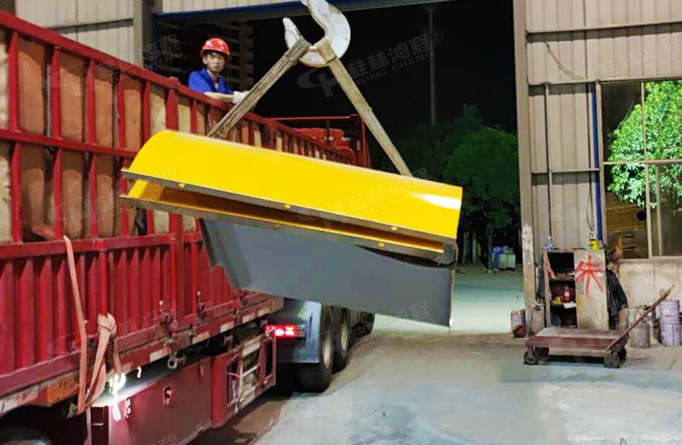 【發貨】海內外訂單火爆，大批鴻程設備奔赴全球！